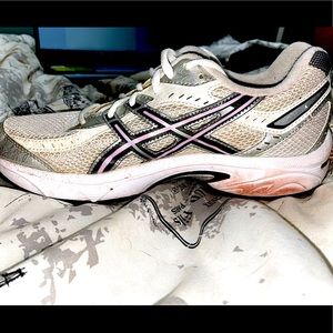 🏃‍♀️ASICS Womens Gel Black Hawk 3 Running Shoes Lace Up Low Top Mesh 9M🏃‍♀️